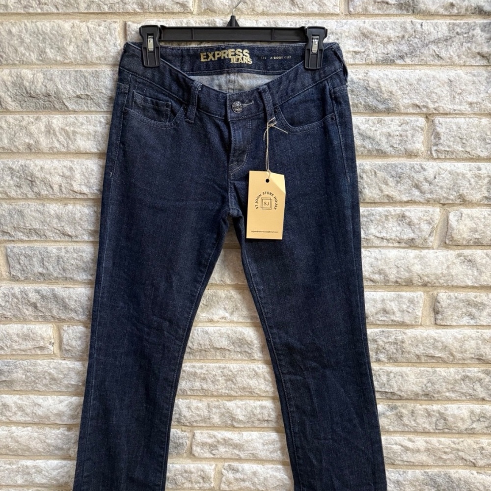 Womens express stella Barely Boot Jeans Size 0 Excellent Condition Limited EDIT